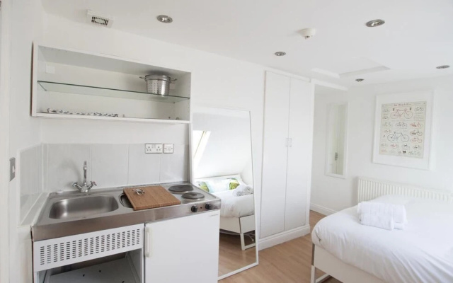 Wimbledon South Rooms by Allô Housing