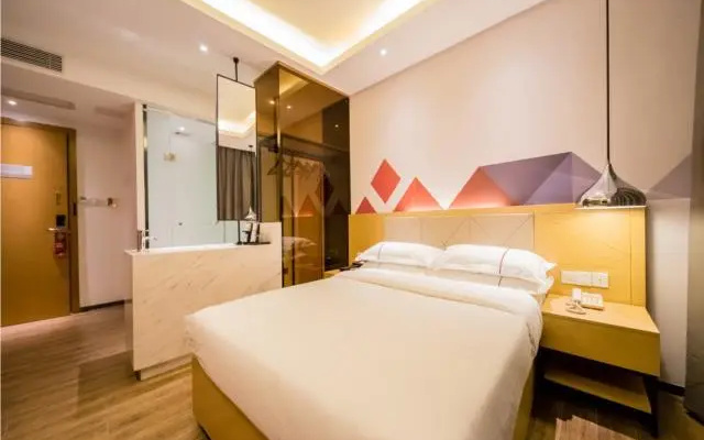 Borrman Hotel Guangzhou South Railway Station Qifu Xincun