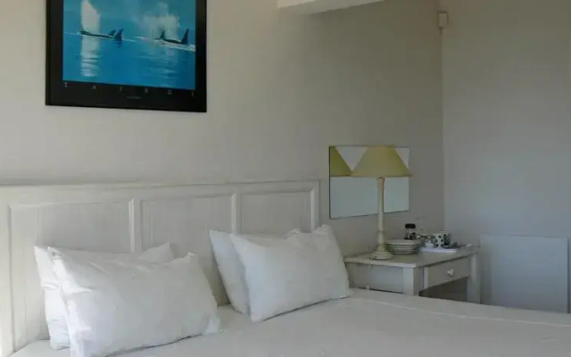 Panoramic Blue B&B