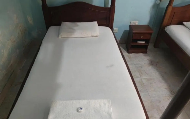 Titanic Hotel - Kilifi
