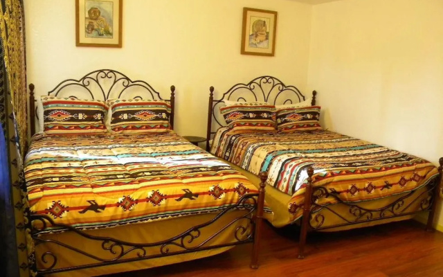 Grand Motel