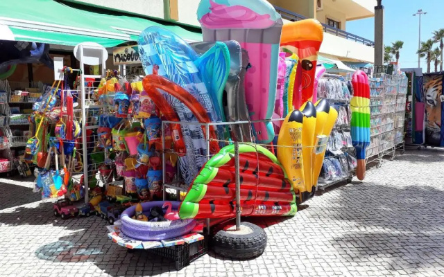 Varandas do Mar 3- Remodelado, Wifi, 150mt Praia