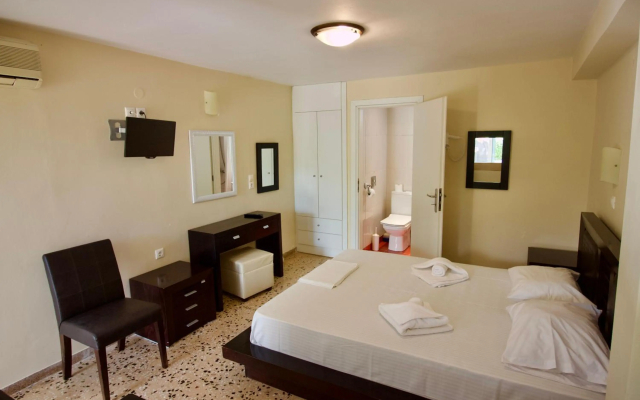 Lorenzo House Apartments