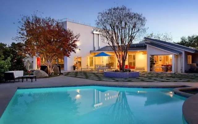 Mulholland Rockstar Retreat