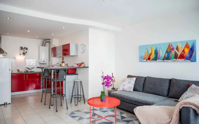 Appartement cessonnais avec terrasse et parking