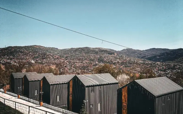 Moon Village Comarnic