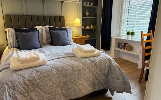 Seaview Apartment - 2bed on Anstruther Harbour