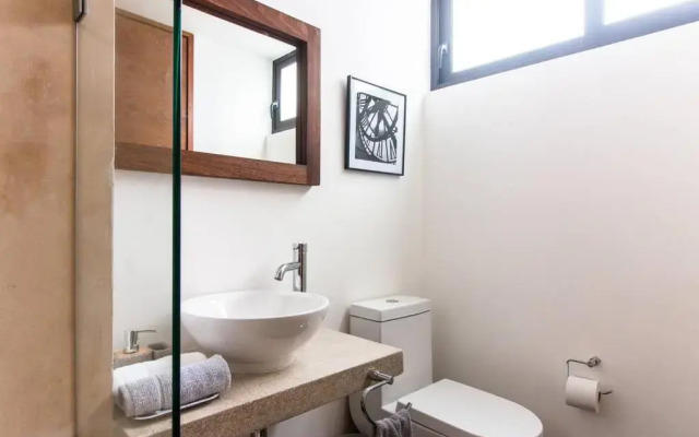Neem 21 NILAY, Elegant Apartment 10 min from the Beach