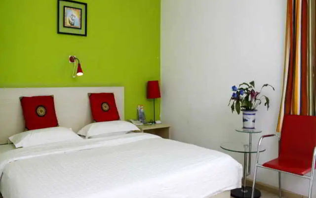 Super 8 Hotel Guangzhou Huanghuagang Branch