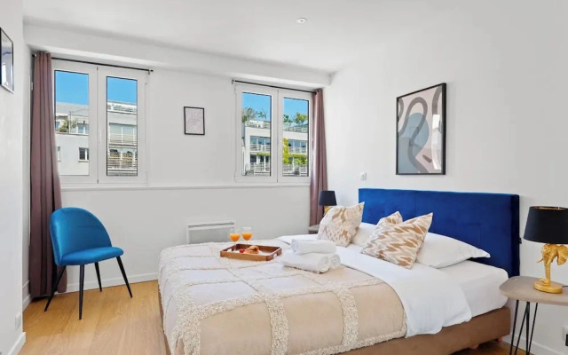 Charming 2BR Retreat by République
