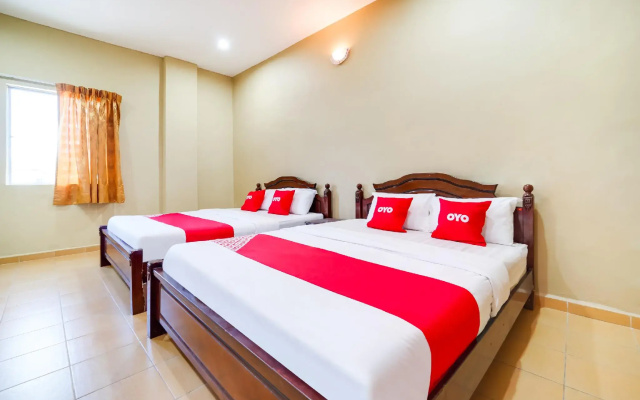 Oyo 44058 Motel Sre Bayam