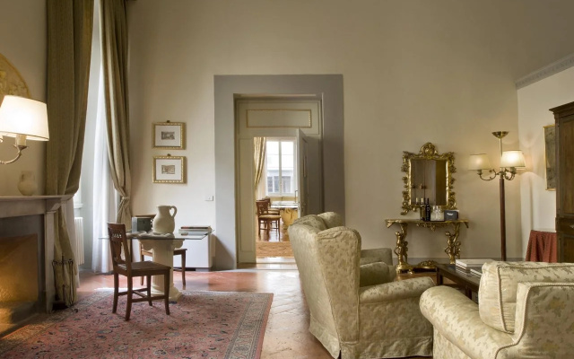 All Suites Palazzo Magnani Feroni