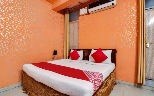 OYO Flagship 70232 Hotel Sai Inn