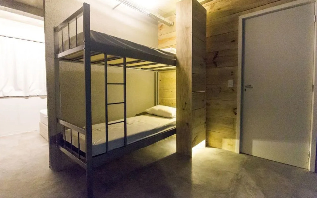 Hostel 7