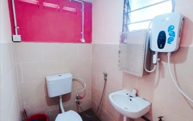 OYO 90291 Homestay De'Majidee