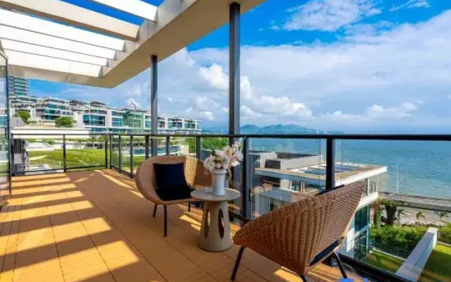 Xiangshu Vacation Apartment (Huidong Shili Silver Beach Victoria Bay)