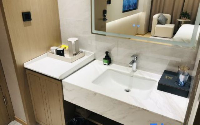 Le Zi Hotel