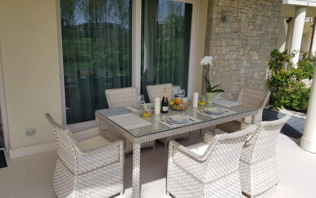Luxury Apartments Beauty Gardens