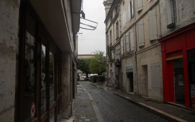 Yzadora Studio