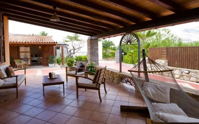 Villa Nicole