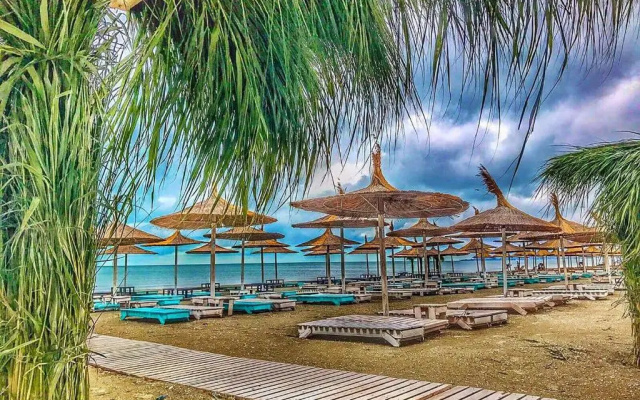Aqua 6 Mamaia Nord