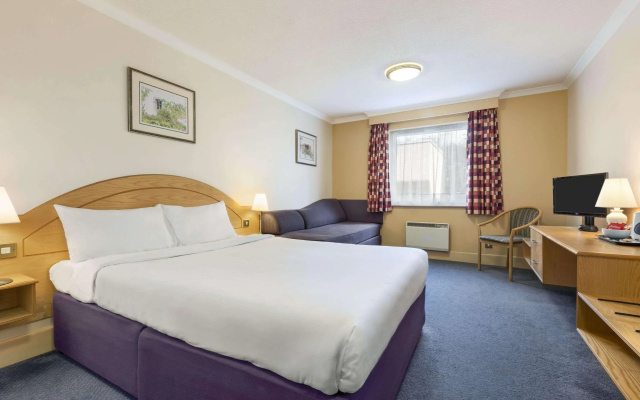 Days Inn Watford Gap