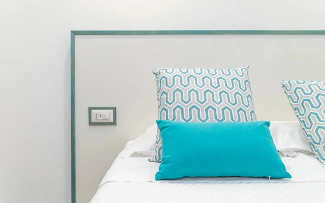 Sapphire Rooms