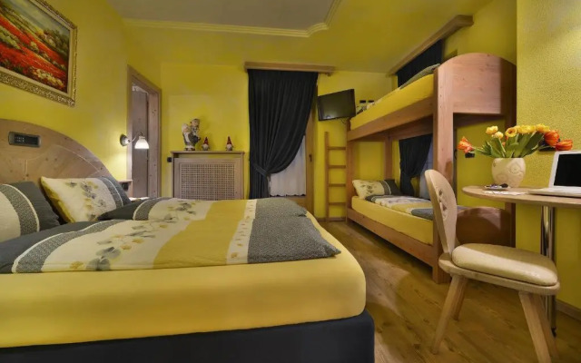Hotel Piccolo Mondo