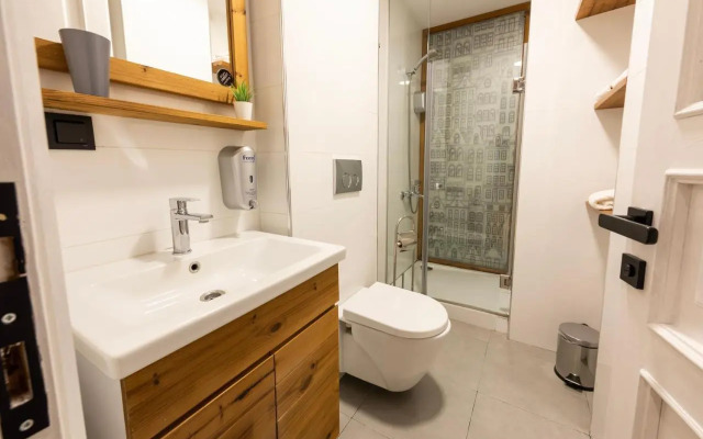 Bguest Pera Suites