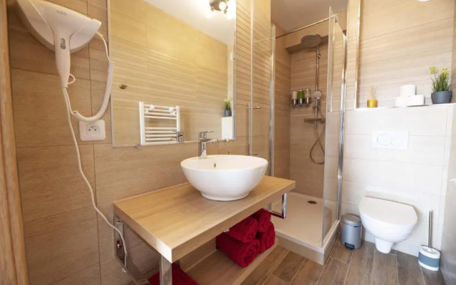 Beausoleil Studio Metro Paris Sud