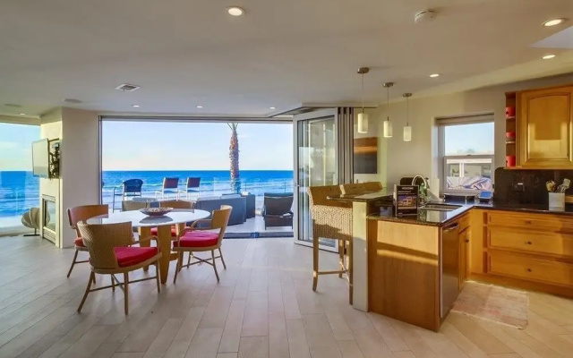 Beachside Getaway 6 5 Bedroom Condo