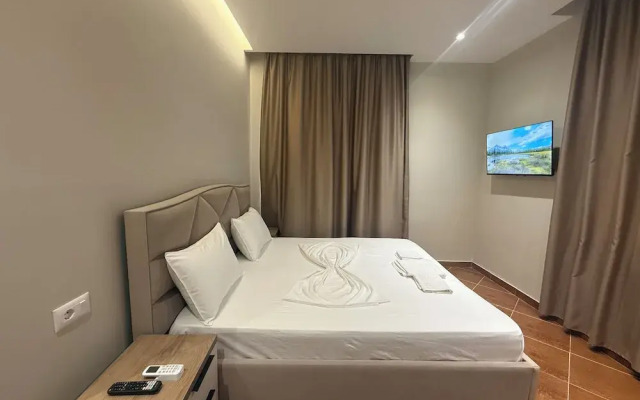 Kalpazo Hotel Tommy Durres