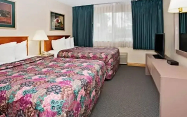 Days Inn & Suites by Wyndham Golden/Denver West