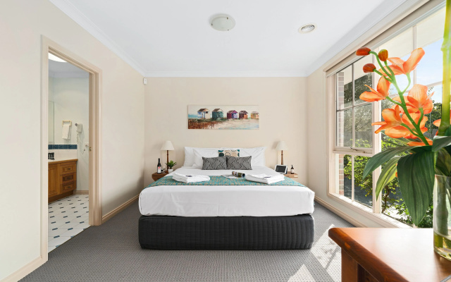 Waverley Corporate Townhouses