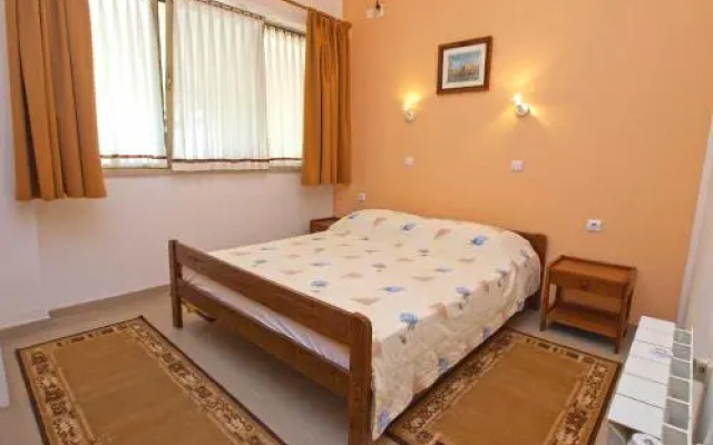 Apartment Rov 894