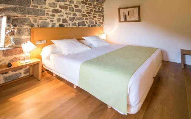 Hotel Rural Torre De Uriz