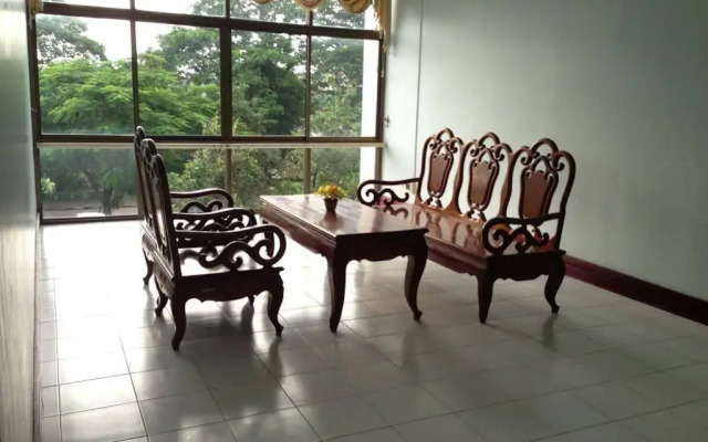 Vientiane Chaleunxay Center Hotel