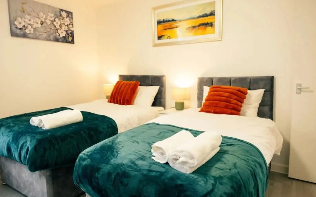 Stylish 3-bed Flat Near Cardiff City Centre Uni