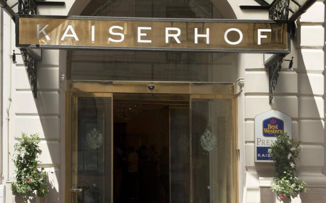 Отель Kaiserhof Wien Австрия, Вена - 9 отзывов об отеле, цены и фото номеров - забронировать отель Kaiserhof Wien онлайн вид на фасад