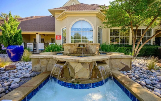 2717 Kathrynln Plano2 1BR