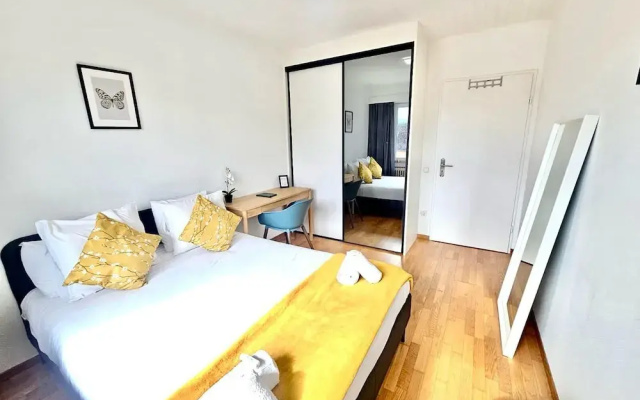 Charming 3 bedrooms with a cozy terrace