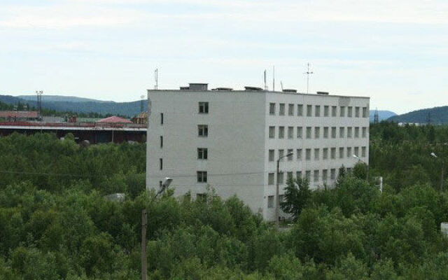 Отель Аэропорт Мурманска Мурманск вид на фасад