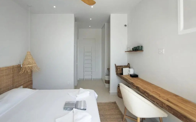 Arion Seaside Suites