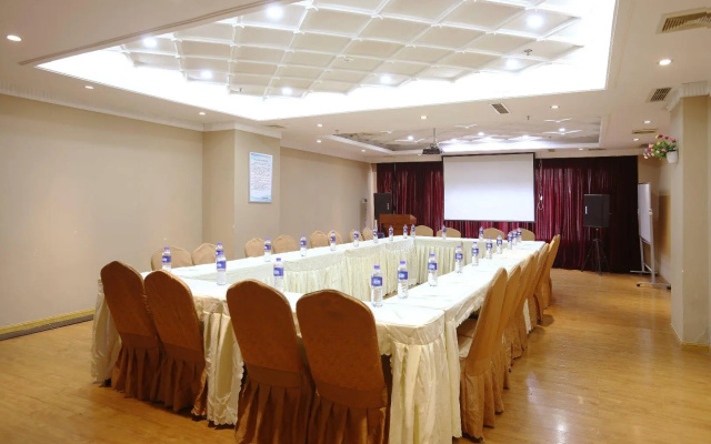 Elan Inn Chengdu Chunxi Taisheng Road