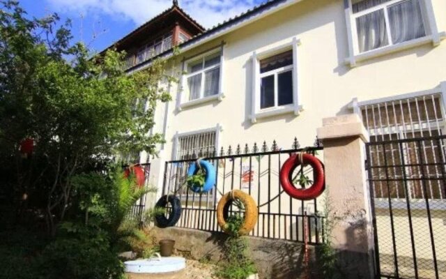 Yitravel Hostel