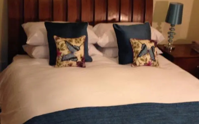 Queen Margaret Apartment