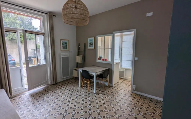 Studio rénové au c ur de Dinard proche mer