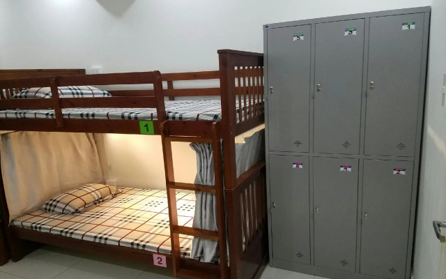 Natural House Hostel