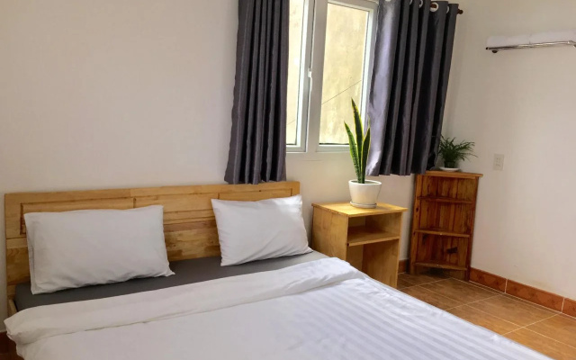 Lens Hostel