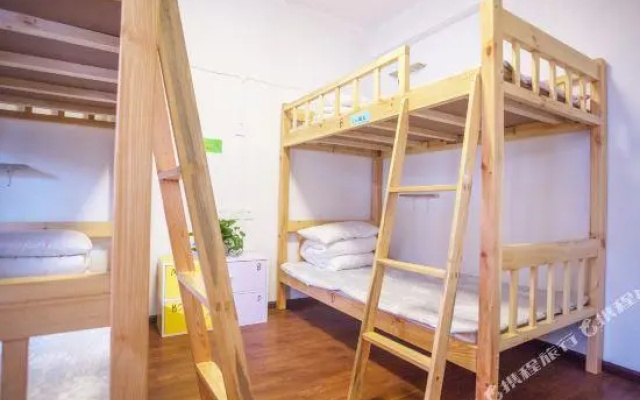 Dali Free Bird Hostel